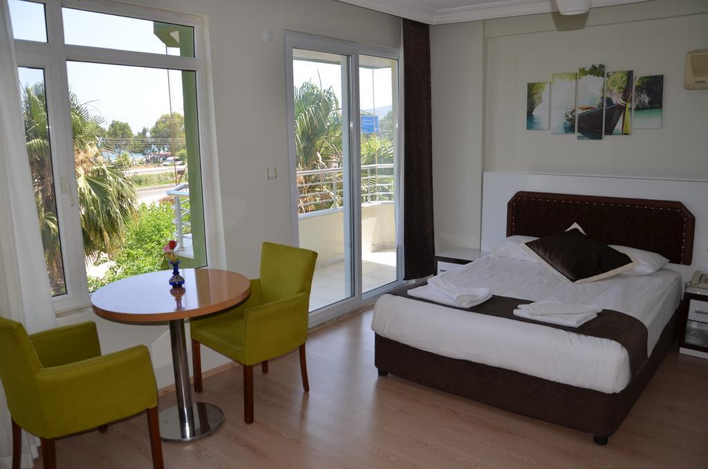Hotel Simsek フィニケ 部屋 写真